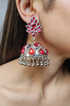 Red jhumkas