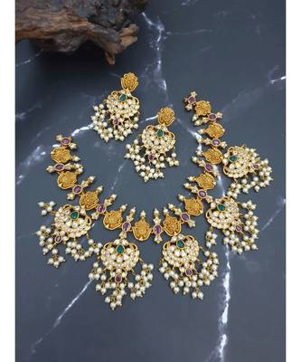 Amazing matte guthapusaloo necklace with earrings 1