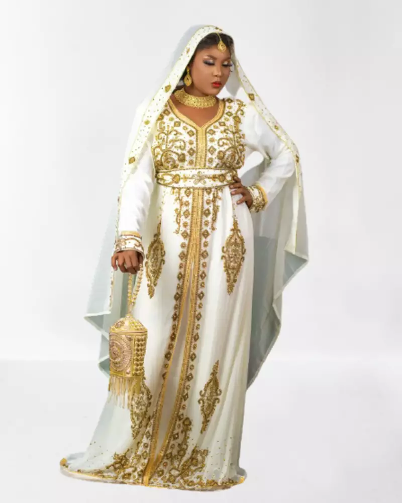 White Zari Stone Work Georgette Islamic Style Beads Embedded Partywear Kaftan Long Gown Evening wear Dubai kaftan
