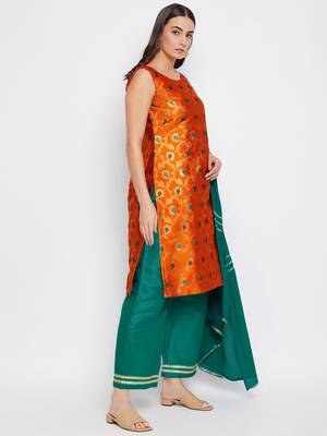 Silk Blend Woven Kurta Pallazos and Dupatta Set 3