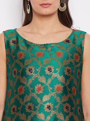 Silk Blend Woven Kurta Pallazos and Dupatta Set 5