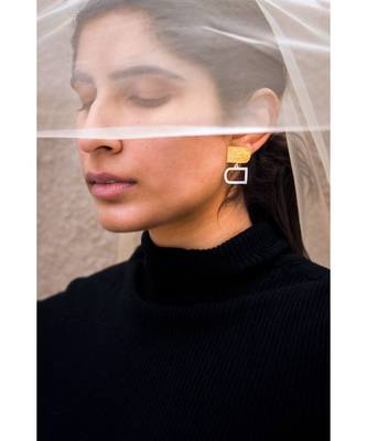 Dey Dual Tone Texture Earrings 2