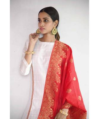 white suit set with red jacquard dupatta 1