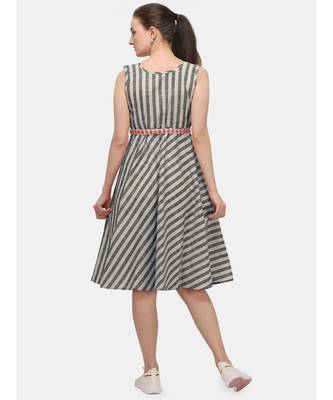 BLACK and white strip sleeves less midi top 2