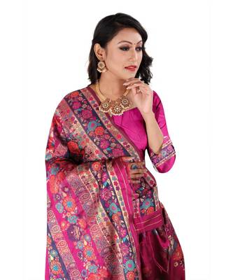 pink  banarasi silk saree with blouse piece 4