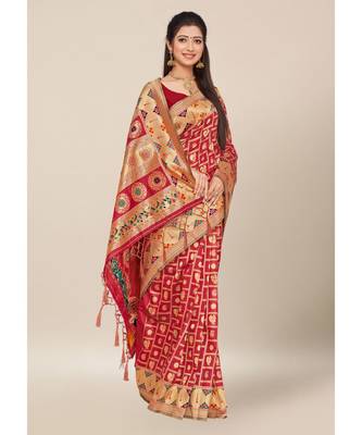 Red Colour Silk Blend Thread Work Daily & Party Wear With Blouse Saree 2