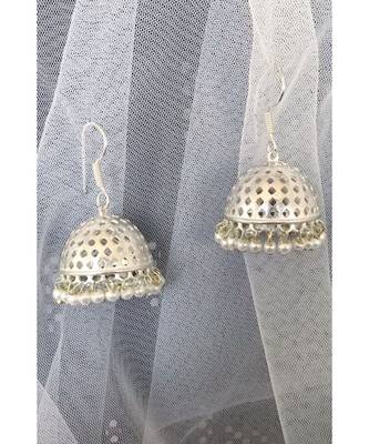 Mitali Jain The Temple Gold Indian Jaal Jhumkis 5