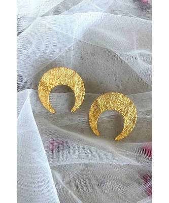 Mitali Jain Horseshoe Gold Delicate studs 5