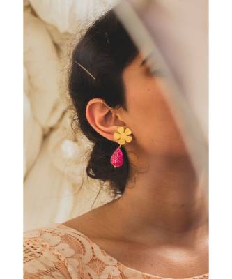 Mitali Jain Fleur Stone Gold Pink Dainty Flower Earrings 1