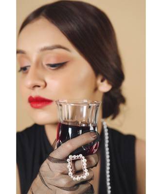 Mitali Jain Margaret Rose Gold Frame Ring 1