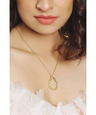 Mitali Jain Victoria Gold Delicate Necklace 1