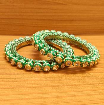 Green bangles-and-bracelets 1