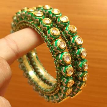 Green bangles-and-bracelets 3