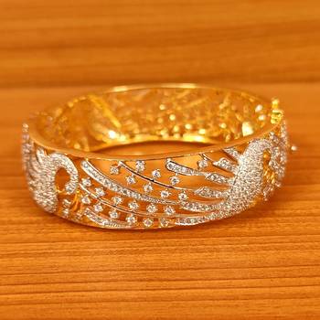 White bangles-and-bracelets 1