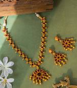 Gold spinel necklaces