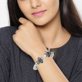 Antique Oxidized Silver Tone Traditional Bangle For Women 2