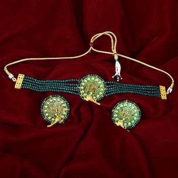 Green Crystal Beads Traditional Choker Set For Women 1