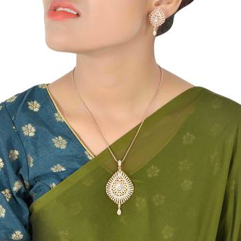 Rose Gold Plated American Diamond Pendant Set With Chain For Women 2