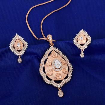 Rose Gold Plated American Diamond Pendant Set With Chain For Women 1
