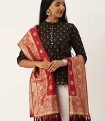 VASTRANAND Red & Gold-Coloured Woven Design Dupatta