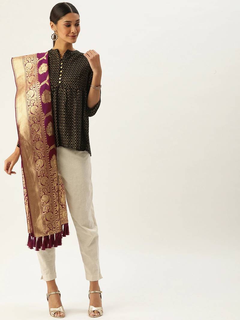 VASTRANAND Burgundy & Gold-Coloured Woven Design Dupatta