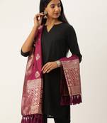 VASTRANAND Burgundy & Gold-Toned Woven Design Dupatta