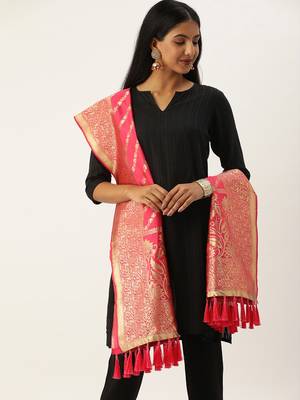 VASTRANAND Pink & Gold-Toned Woven Design Dupatta 1