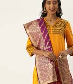 VASTRANAND Magenta Pink & Gold-Toned Woven Design Dupatta