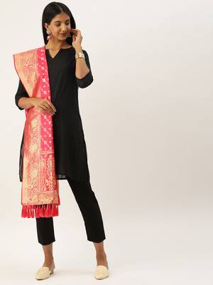 VASTRANAND Pink & Gold-Toned Woven Design Dupatta 2
