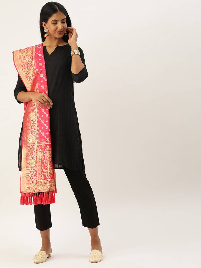 VASTRANAND Pink & Gold-Toned Woven Design Dupatta