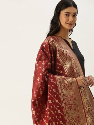 VASTRANAND Rust Red & Gold-Toned Woven Design Dupatta 1
