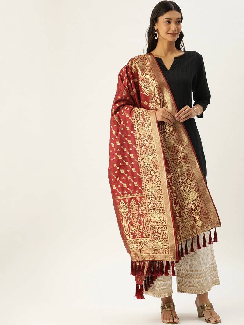 VASTRANAND Rust Red & Gold-Toned Woven Design Dupatta