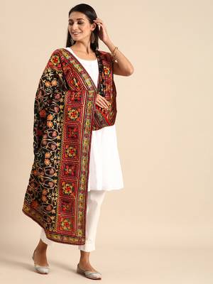 VASTRANAND Multicoloured Embroidered Dupatta 1