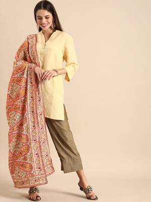 VASTRANAND White & Red Embroidered Dupatta 1