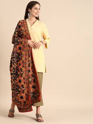 VASTRANAND Multicoloured Embroidered Dupatta 1