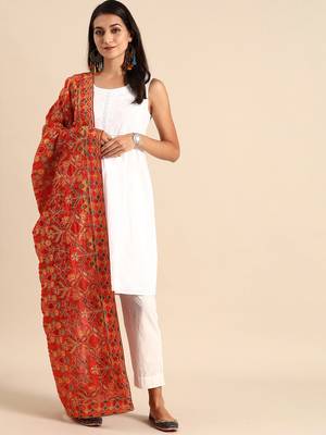 VASTRANAND Red & Green Embroidered Dupatta 1