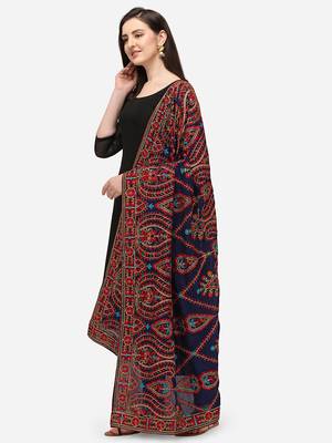 VASTRANAND Navy Blue & Red Ethnic Motifs Embroidered Dupatta 2