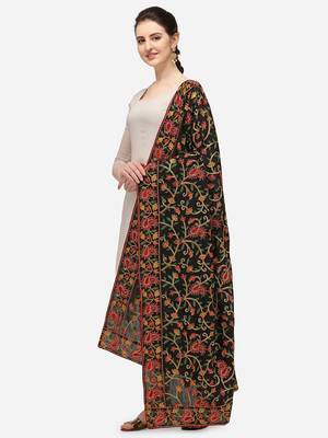 VASTRANAND Black & Green Ethnic Motifs Embroidered Dupatta with Thread Work 2