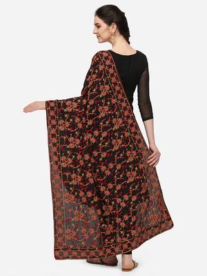 VASTRANAND Black & Red Ethnic Motifs Embroidered Dupatta with Thread Work 3