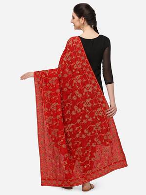 VASTRANAND Red & Gold-Toned Ethnic Motifs Embroidered Dupatta with Thread Work 3