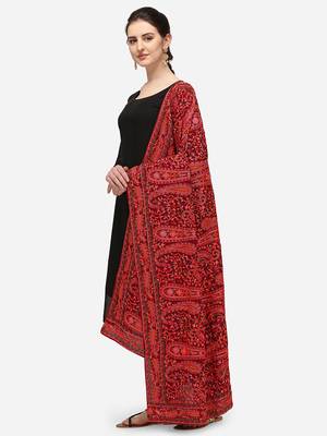 VASTRANAND Red & Green Ethnic Motifs Embroidered Dupatta with Thread Work 2