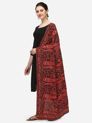 VASTRANAND Red & Black Ethnic Motifs Embroidered Dupatta with Thread Work 2