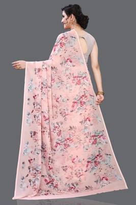 Multicolor Digital Print Weightless Georgette Floral Print Saree with Blouse Piece 3