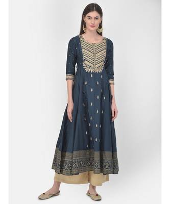 Span Oxford Blue Embroidered Flared Kurta 4