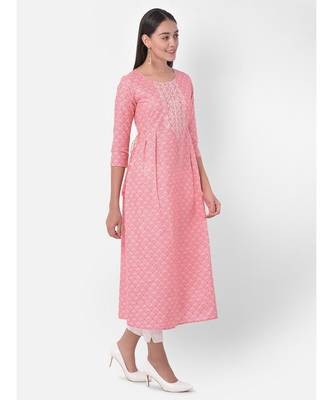 Span Persian Pink Embroidered Flared Kurta 2