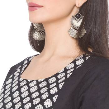 Black plain cotton long-kurtis 5