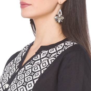 Black plain cotton long-kurtis 5