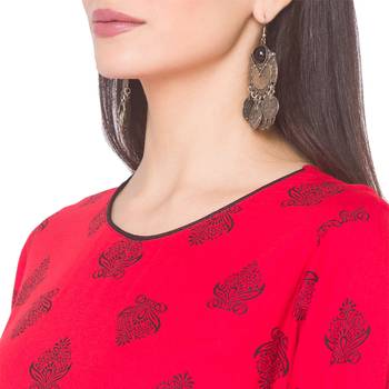 Red printed viscose rayon long-kurtis 5