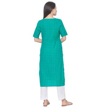 Green woven cotton long-kurtis 3
