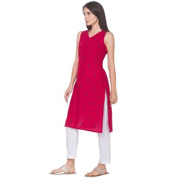 Red printed cotton long-kurtis 4